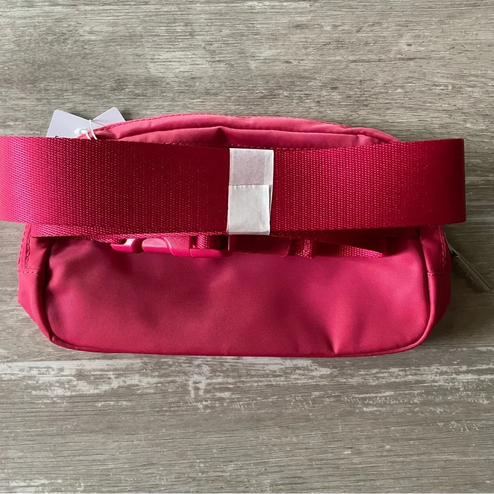 Lululemon Everywhere Belt Bag *1L in Cherry Tint (red dark pink) NEW